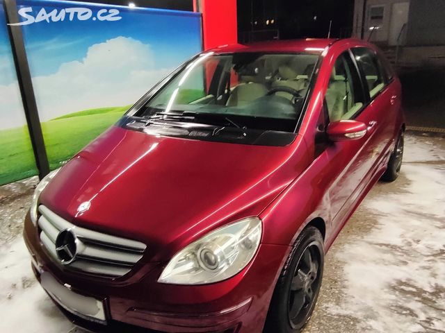 Mercedes Třída B